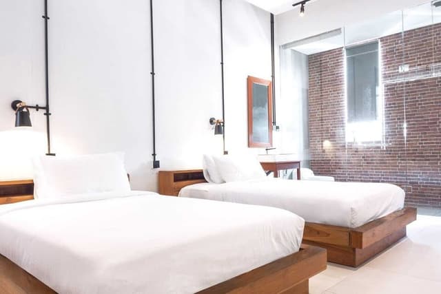 Deluxe Twin Room