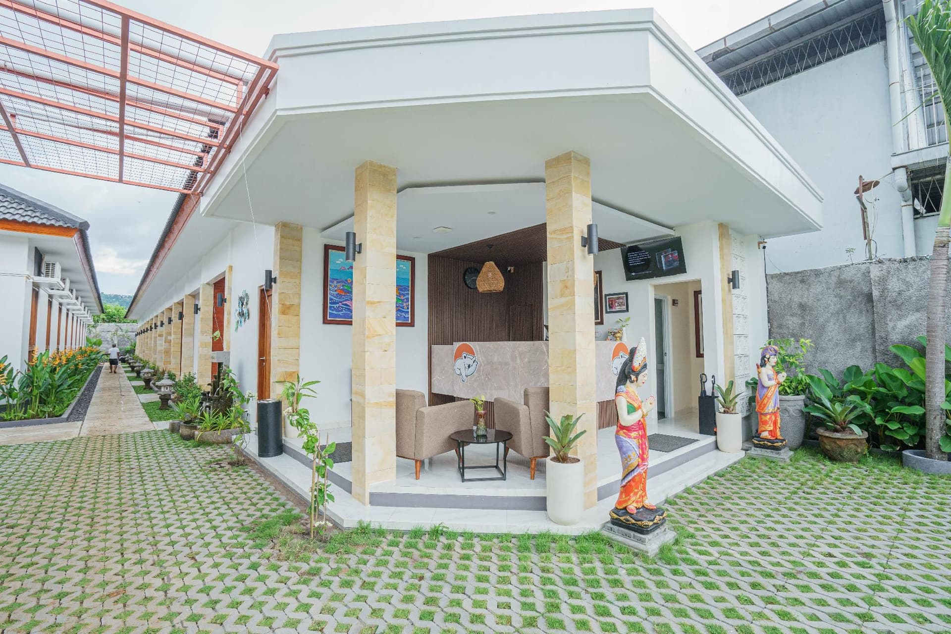 The Cabin Hotel Lovina Bali The Cabin Hotel Lovina Bali