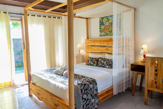 Double or Twin Room, Private Bathroom, Partial Ocean View