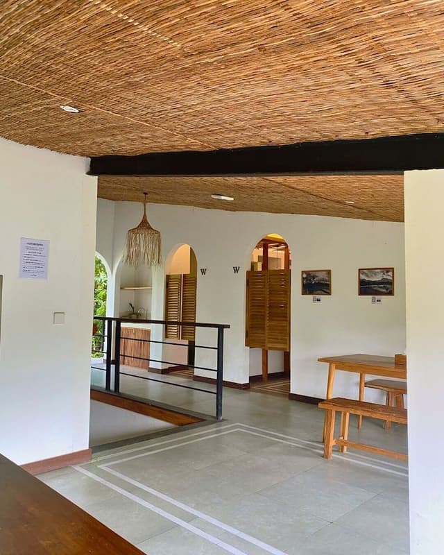 Basic Shared Dormitory, Women only