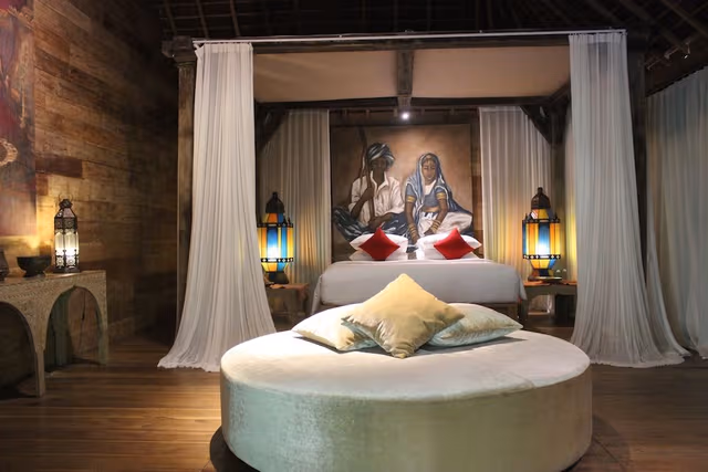 Deluxe Suite