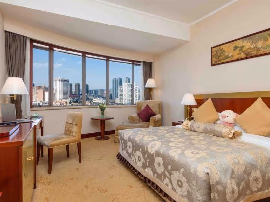 WH - Business Deluxe Bed Room