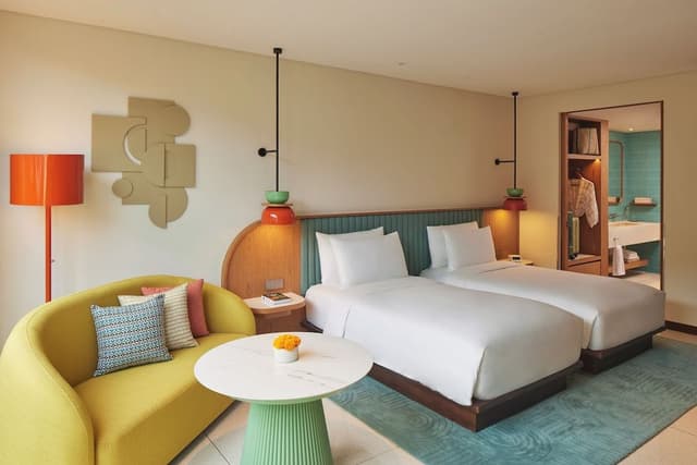 Room, 2 Twin Beds (Neighborhood View)