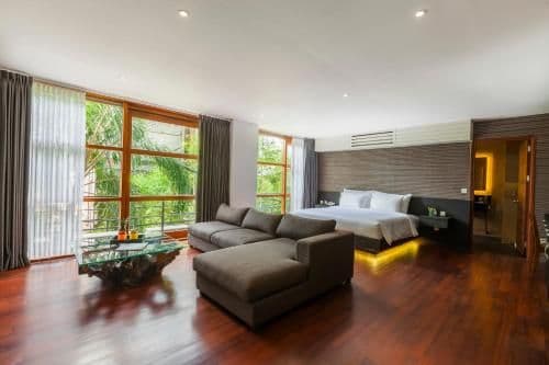 Deluxe Suite