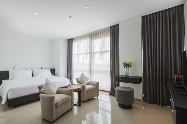 3 Bedroom Luxury Apartment