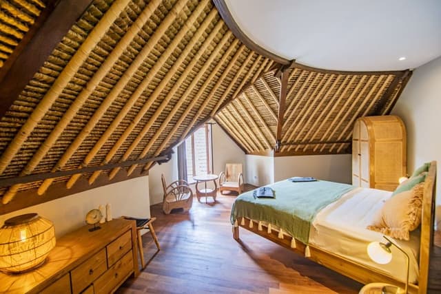 4 Bedrooms and 2 Bathrooms Villa with Private Pool Open and Closed Living Room