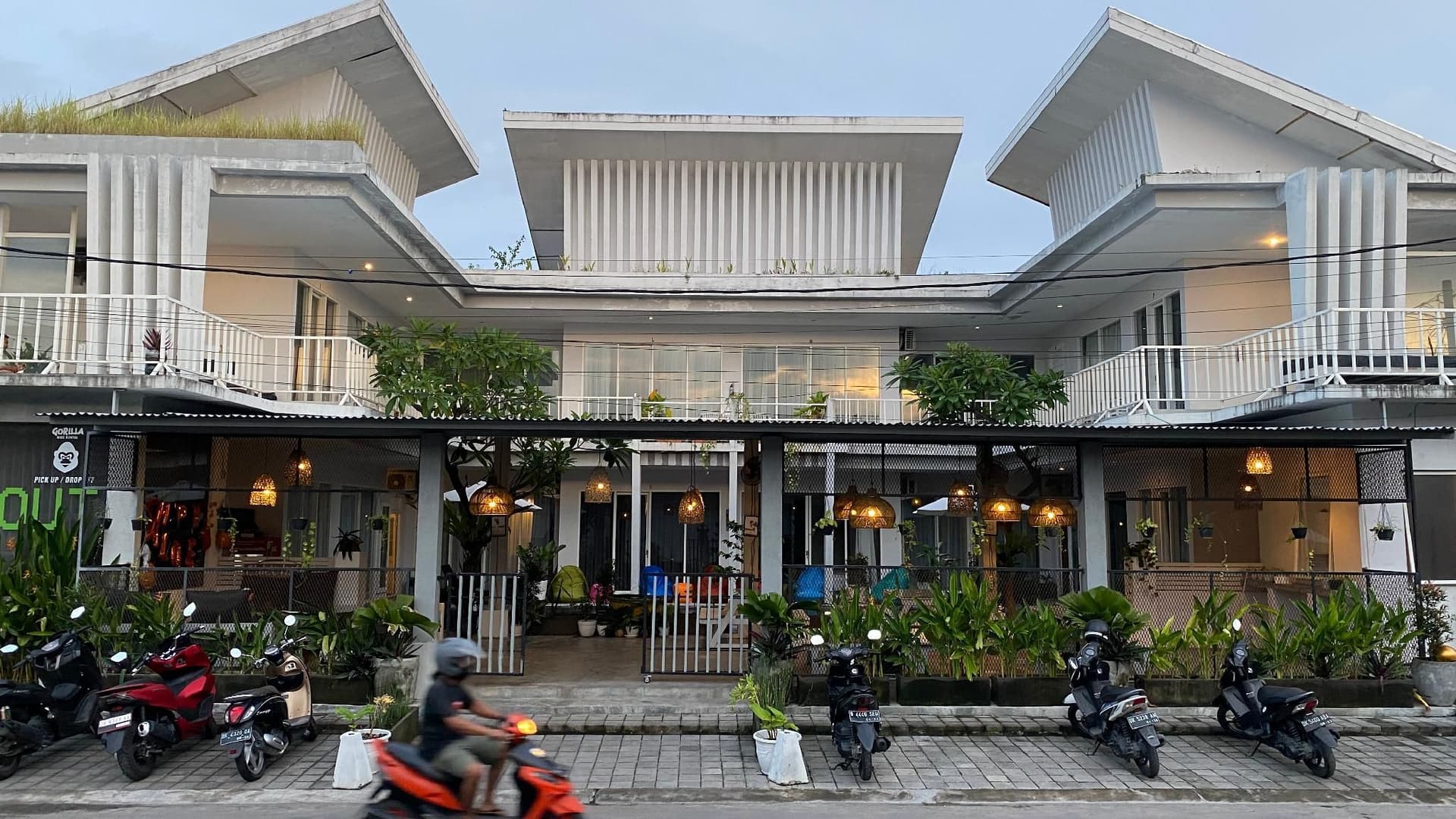 Pom Pom's Bali Apartments
