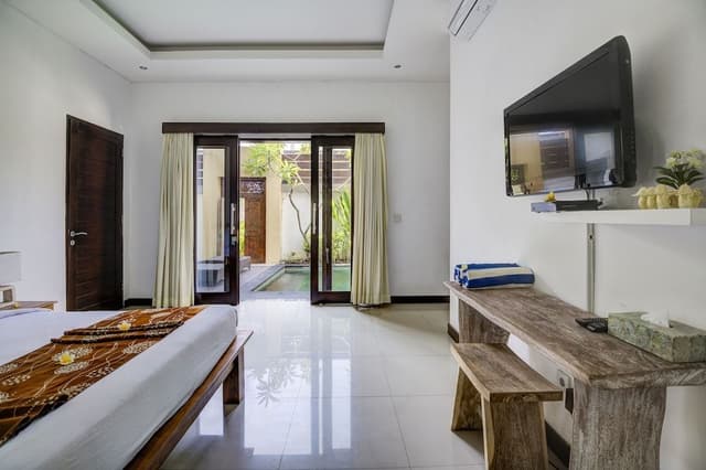 Luxury Villa, 3 Bedrooms, Pool View