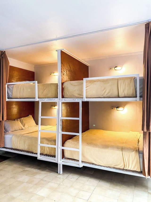 4-Bed Mixed Dormitory