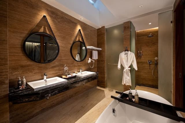 Sky Pool Suite