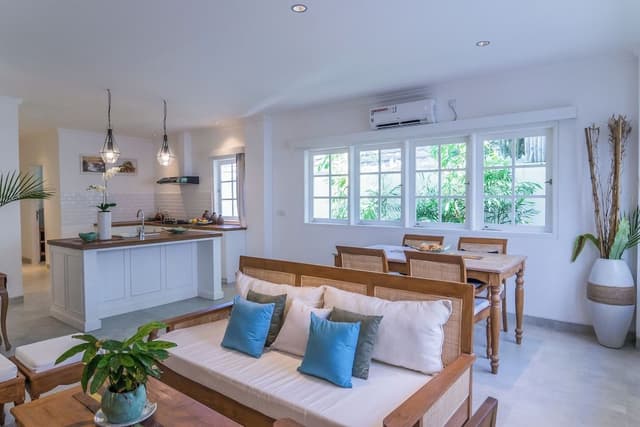 Suite, 2 Bedrooms, Kitchen