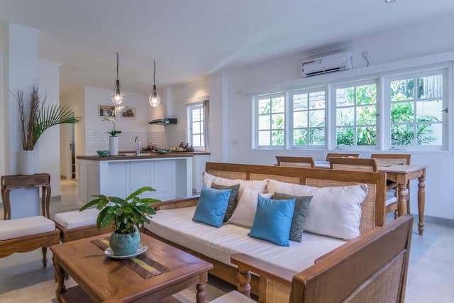 Suite, 2 Bedrooms, Kitchen