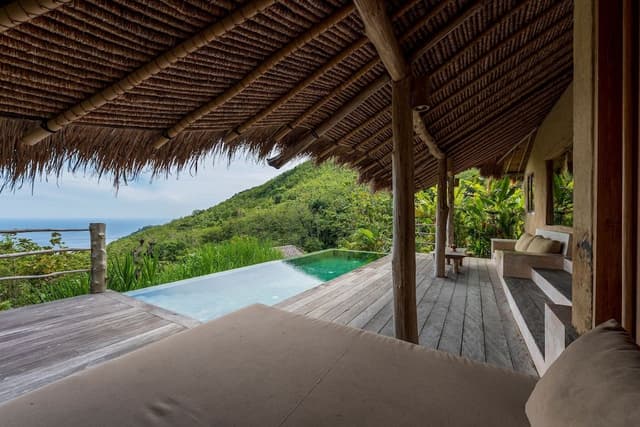 Family Pool Lodge