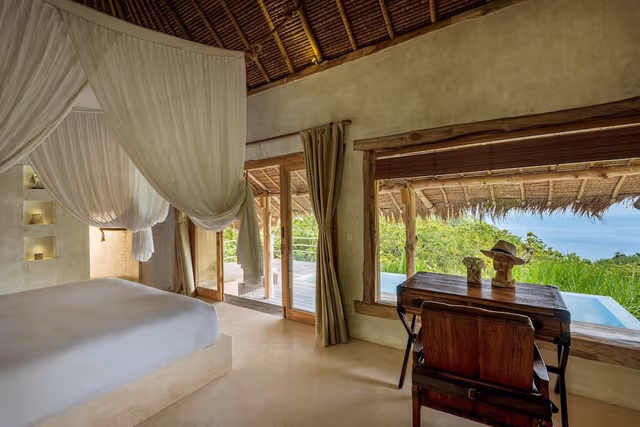 Family Pool Lodge