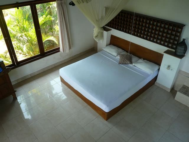 Seaview Bungalow