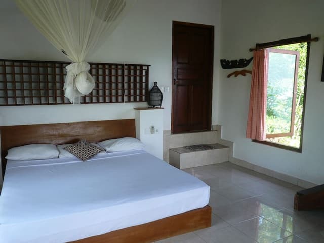 Seaview Bungalow