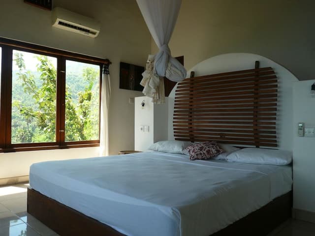 Seaview Bungalow