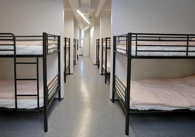 Bed in 18-Bed Mixed Dormitory Room