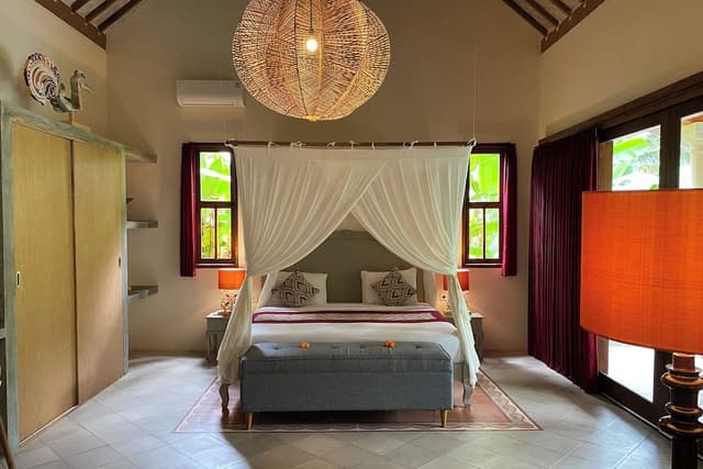 Superior Villa, River View