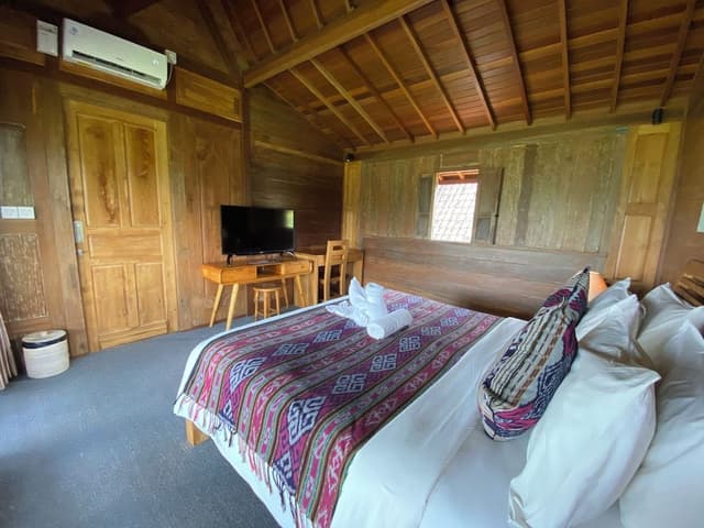 Deluxe Double Room, Garden View
