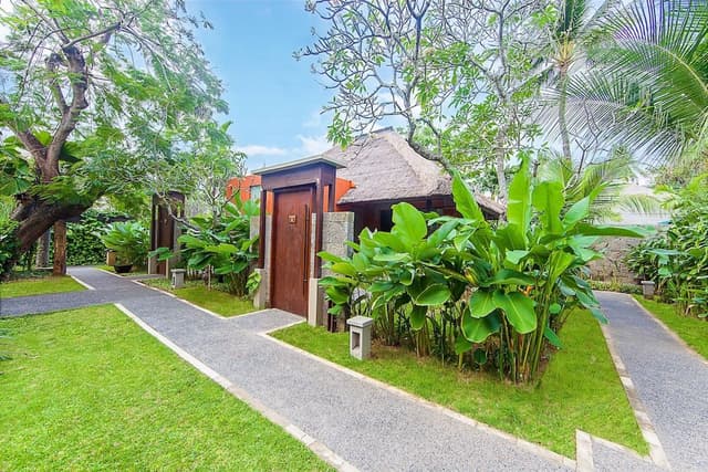 Deluxe Villa