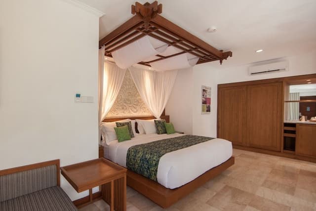 Premier Pool Villa