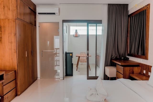 Deluxe Apartment