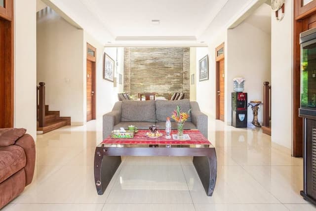 One Bedroom Apartment