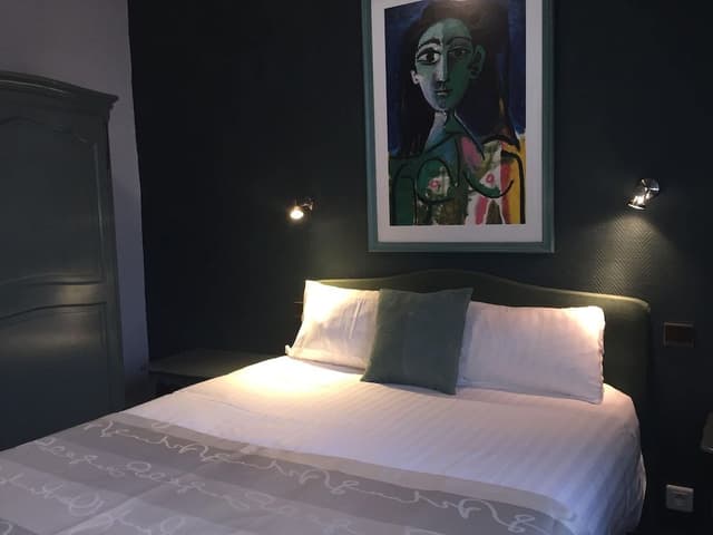 Double Room (with Shower)
