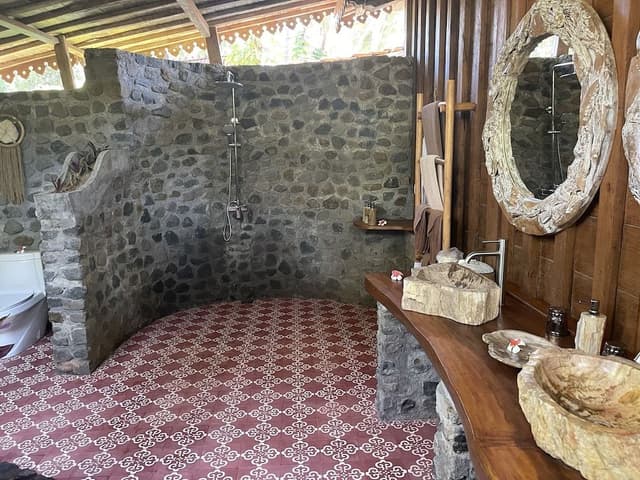 Deluxe Bungalow