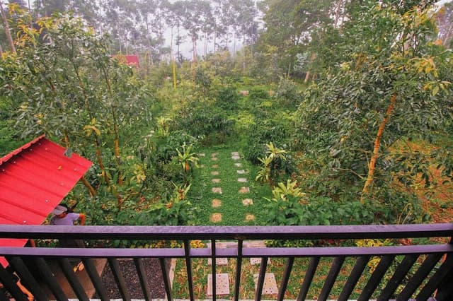 Loft, Balcony, Garden View