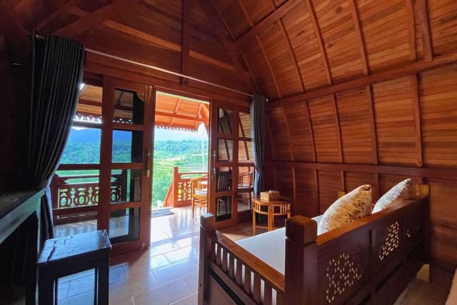 Lumbung Villa with Mountain View