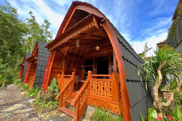 Lumbung Villa with Mountain View