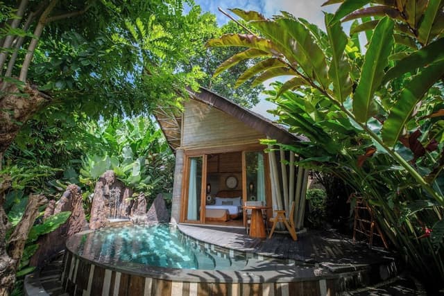 Jungle Garden Pool Villa