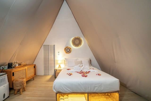 Suite Tent