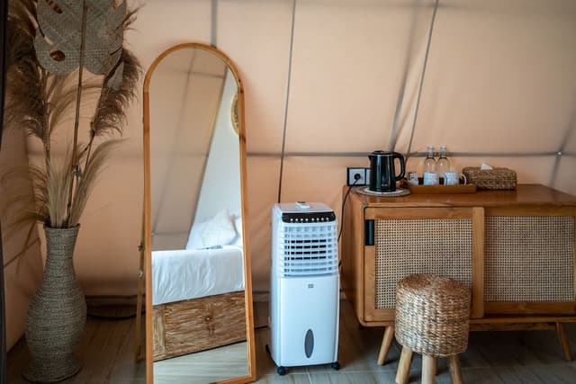 Deluxe Tent