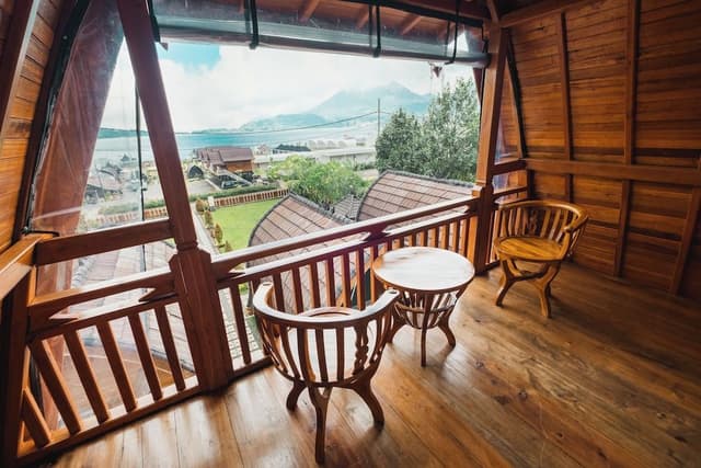 Panoramic Room