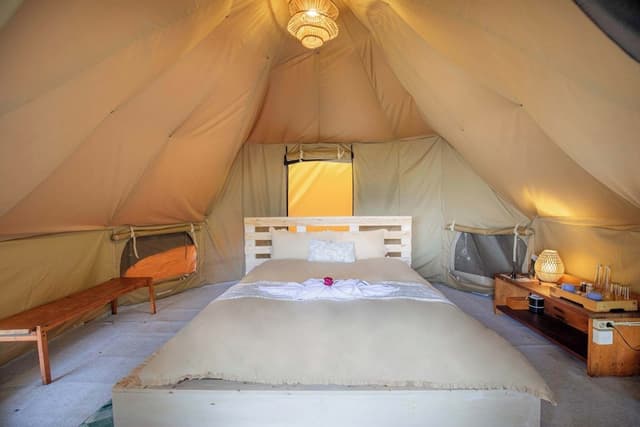 Classic Tent, 1 Double Bed, Private Bathroom