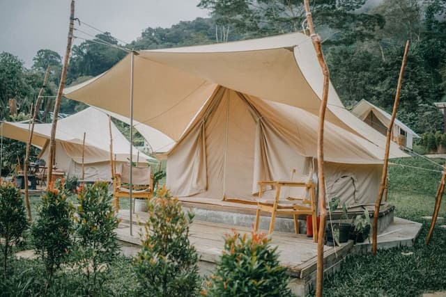 Classic Tent, 1 Double Bed, Shared Bathroom