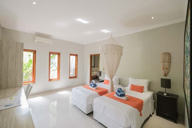 Deluxe Villa, 2 Bedrooms, Poolside