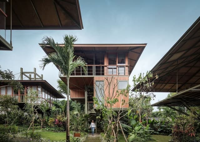Treehouse B