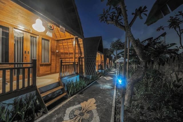 Deluxe Cottage, Garden View