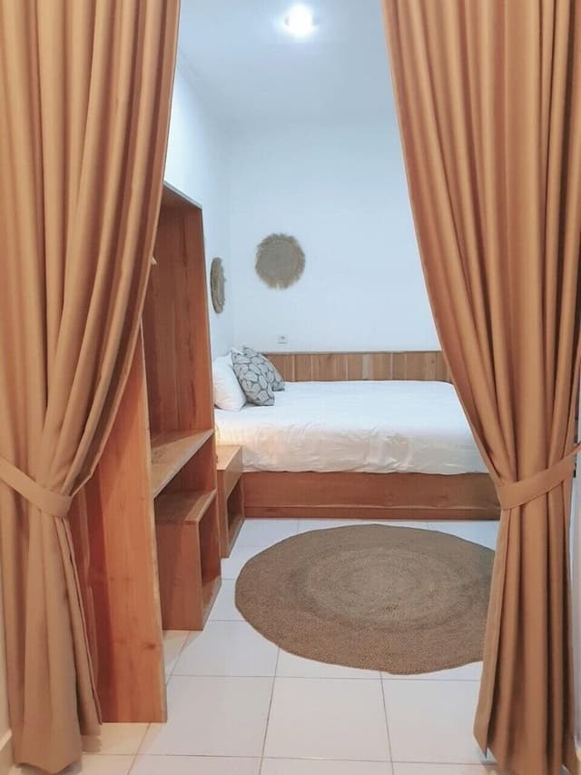 Standard Double Room, Balcony, Garden View