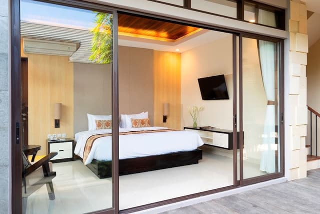 TWO BEDROOM KING VILLA WITH PRIVATE POOL