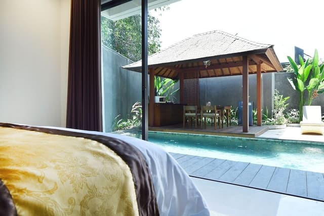 TWO BEDROOM KING VILLA WITH PRIVATE POOL