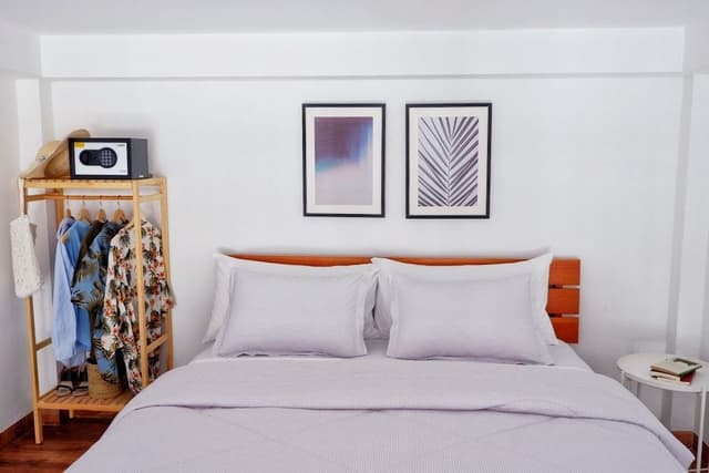 Basic Studio, 1 King Bed