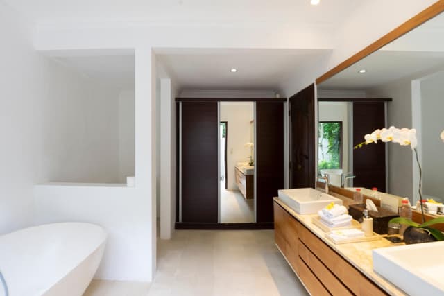 6-Bedroom Villa with Private Pool