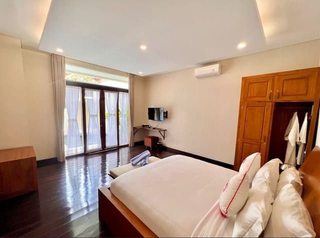 One Bedroom Villa