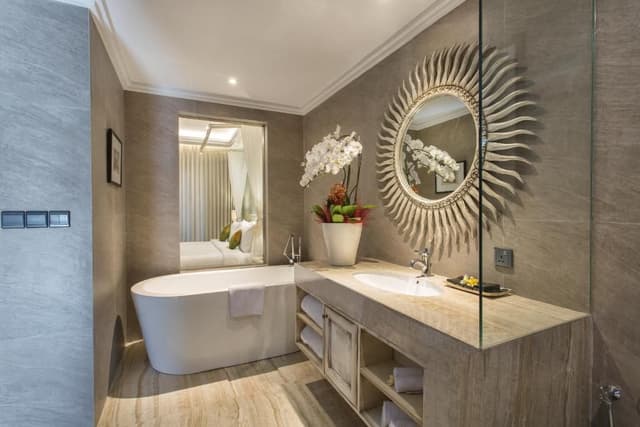 Honeymoon Suite with Lagoon Access