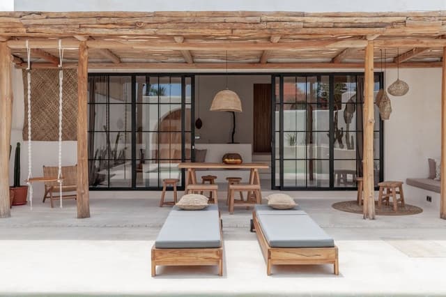 Deluxe Villa